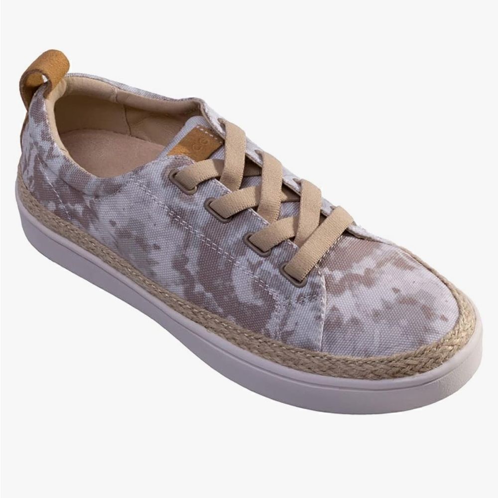 Spenco Women's Malibu Lace Sneaker 9.5 slip on fashion grey tie dye